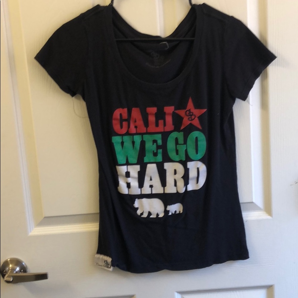 Counter balance Cali Tee